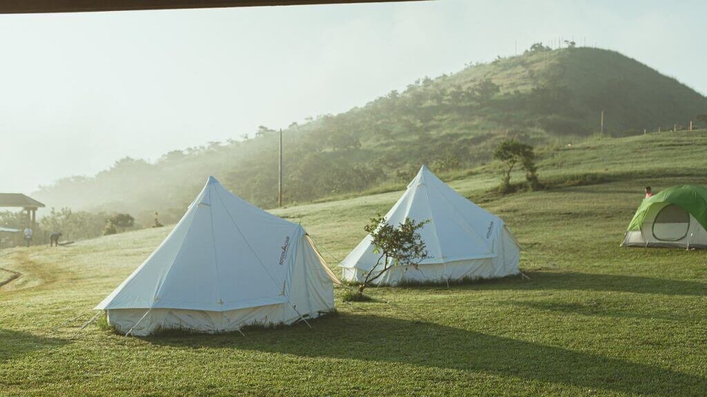 What Is Glamping, And How Is It Different From Traditional Camping?